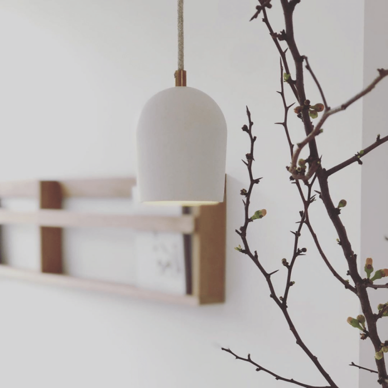 Sustainable-white-pendant-archy-lamp-ekohunters