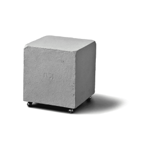 eco-friendly-paper-stool-kvadro-ekohunters-indi