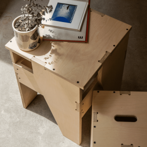 Medium wood stool