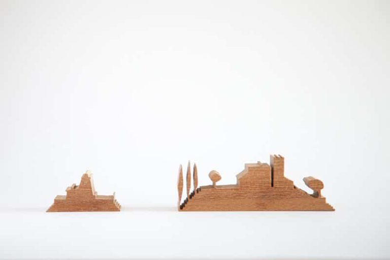 Escultura madera Mundo far-0