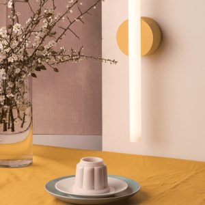 lámpara-pared-sostenible-otto-amarillo-mostaza-platodesign-ekohunters-sostenibilidad-ecodiseño-ambiente