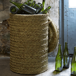 Roundabout esparto basket with cube