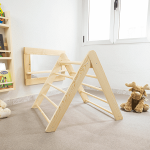 muebles-montessori-triangulo-pikler-pequeno-pikler-escaleras-ekohunters