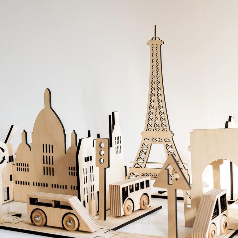 Escultura madera Paris-0